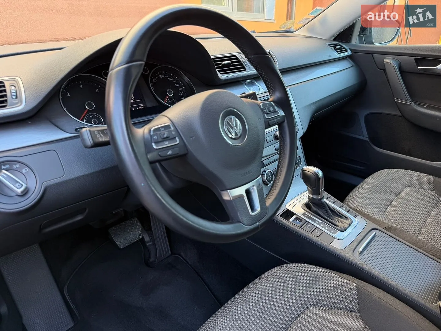 2012 Volkswagen Passat - мініатюра 26