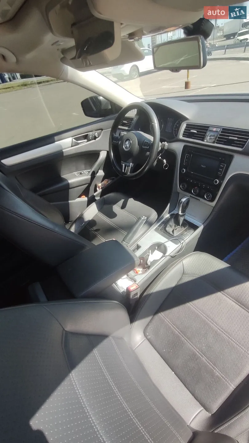 2012 Volkswagen Passat - мініатюра 13