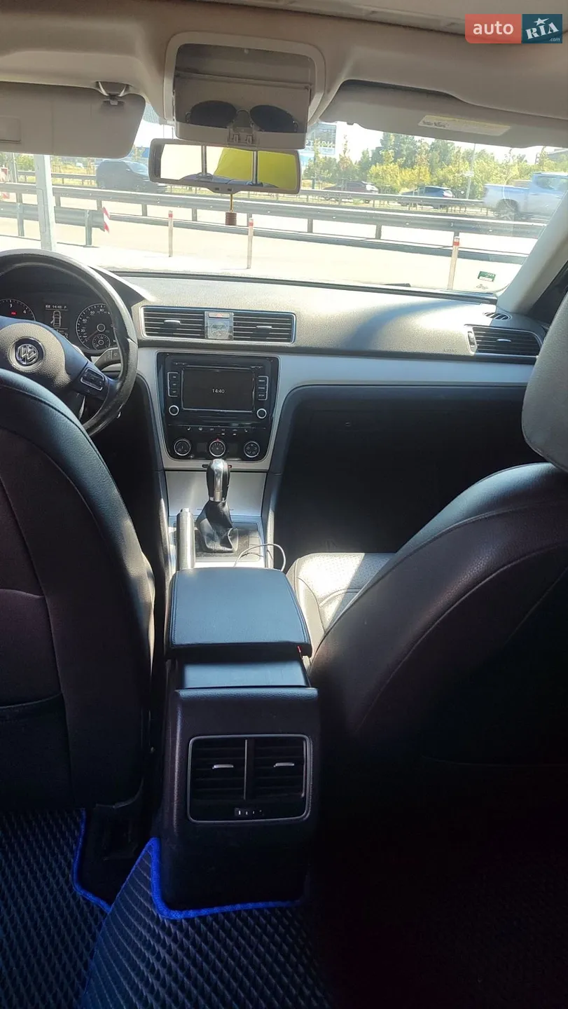 2012 Volkswagen Passat - мініатюра 10