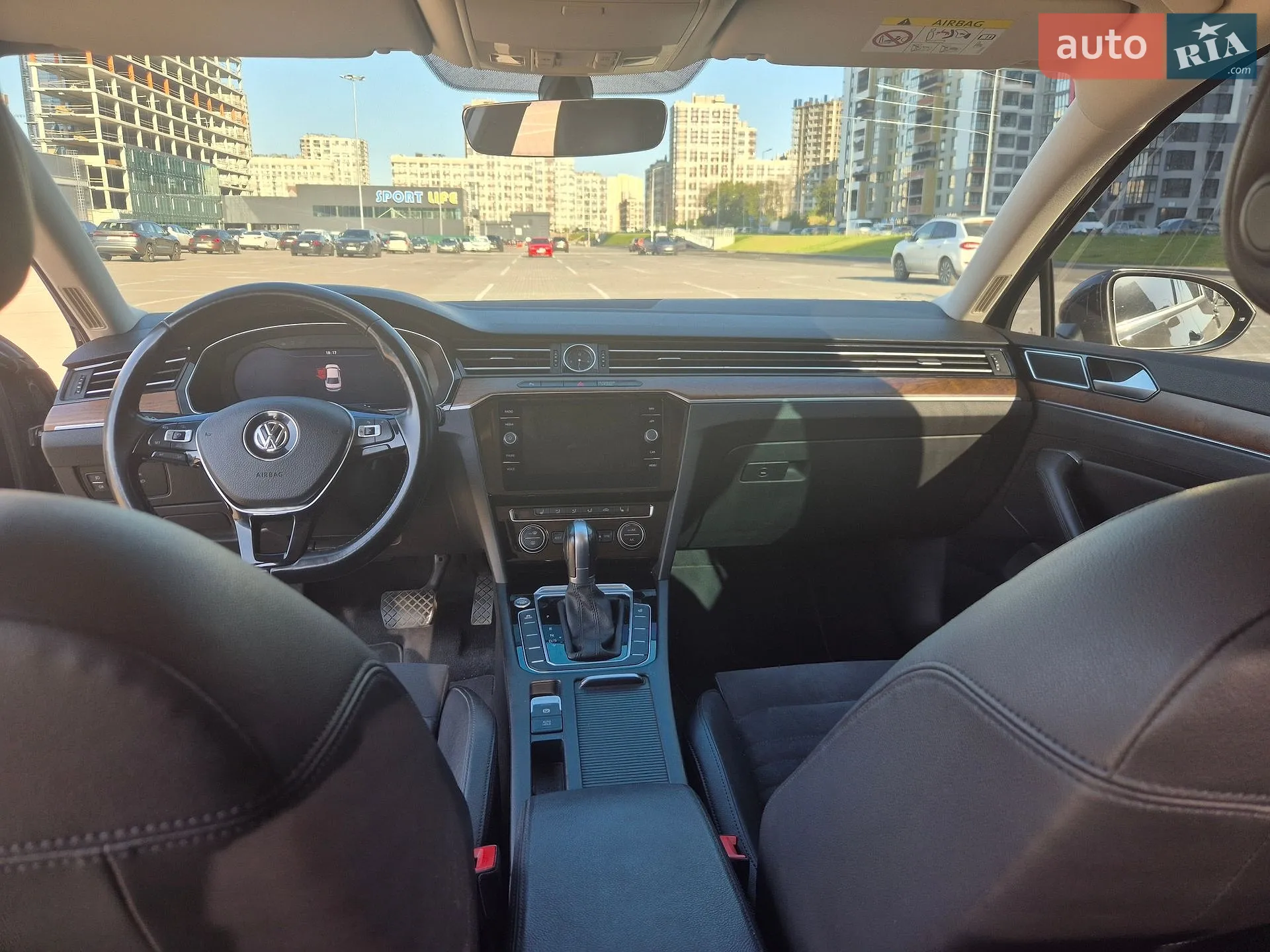 2017 Volkswagen Passat - мініатюра 2