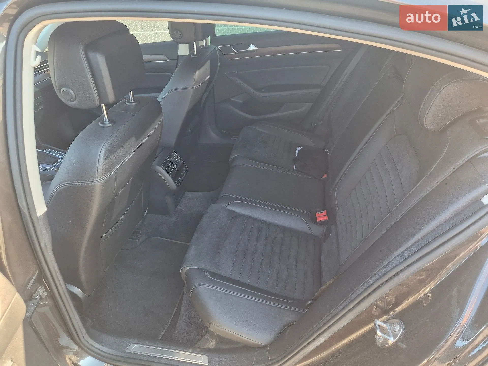 2017 Volkswagen Passat - мініатюра 3