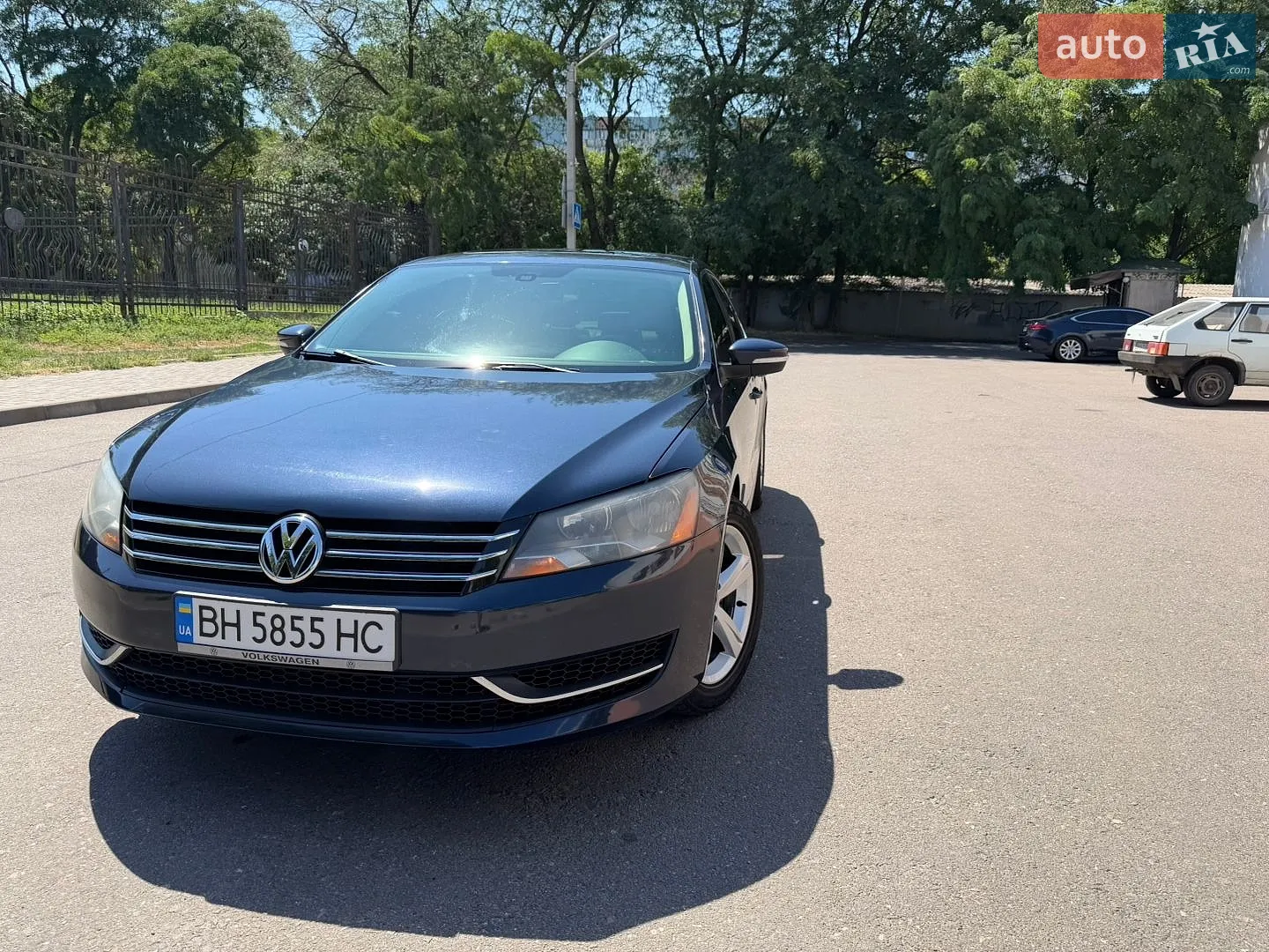 2013 Volkswagen Passat - мініатюра 2