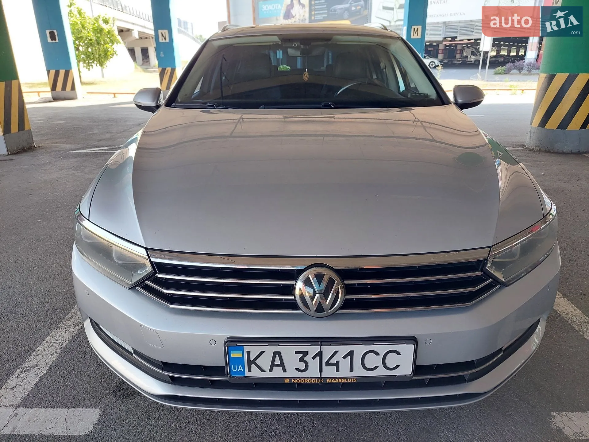 2015 Volkswagen Passat - фото 1