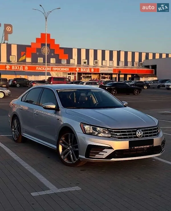 2017 Volkswagen Passat - мініатюра 27