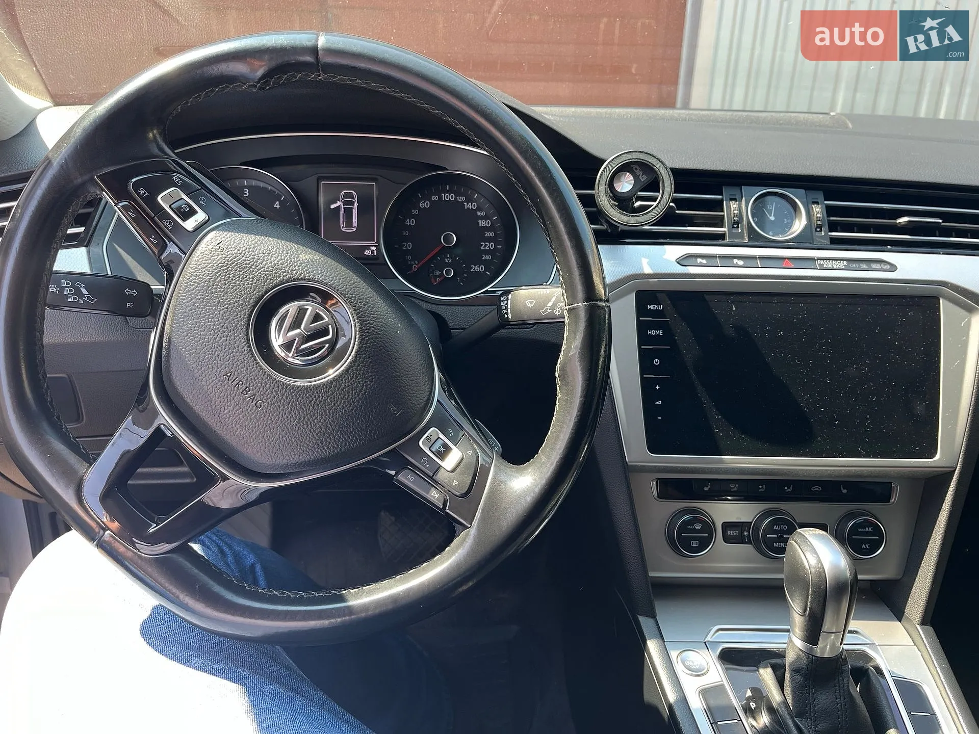 2017 Volkswagen Passat - мініатюра 27
