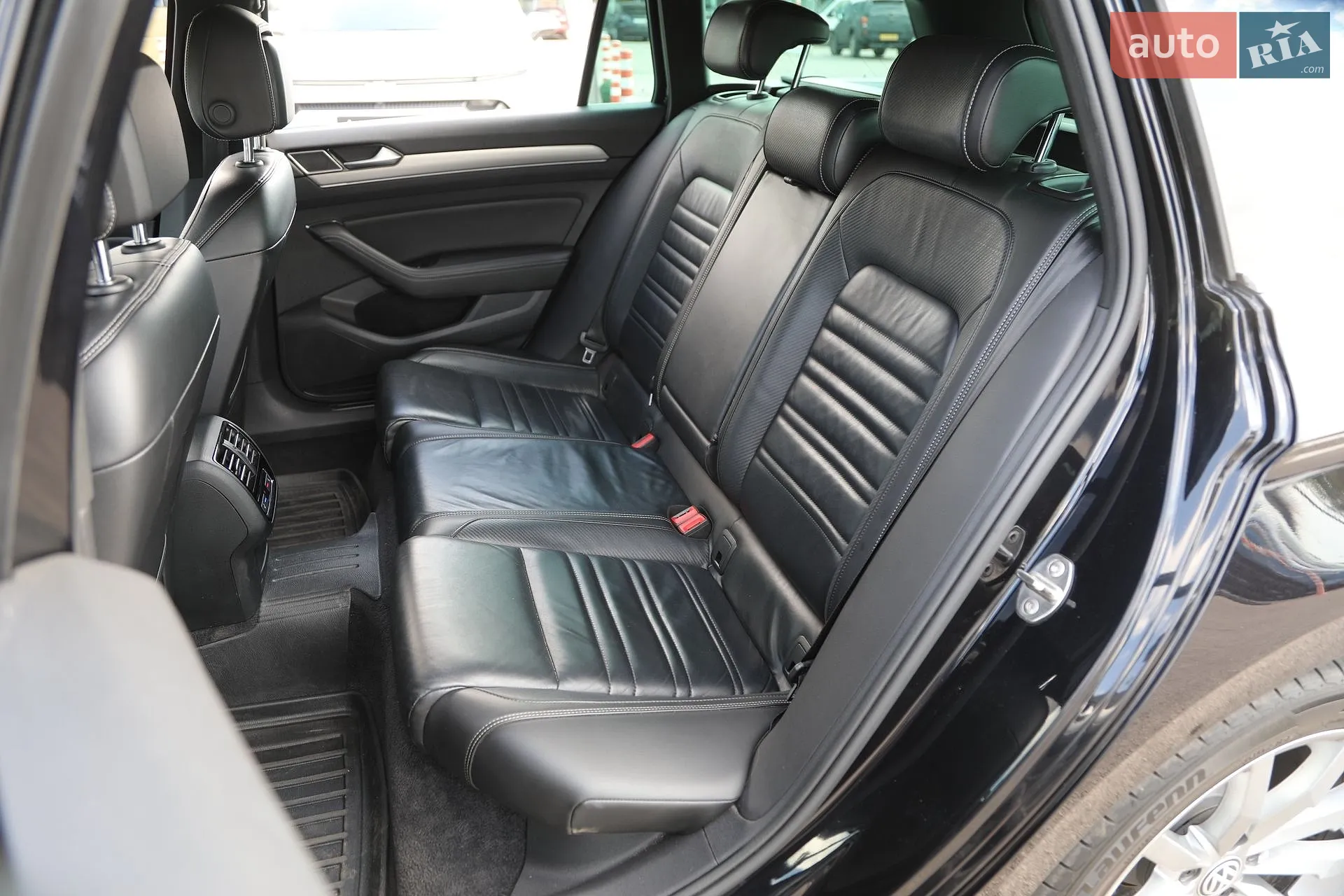 2018 Volkswagen Passat - мініатюра 14