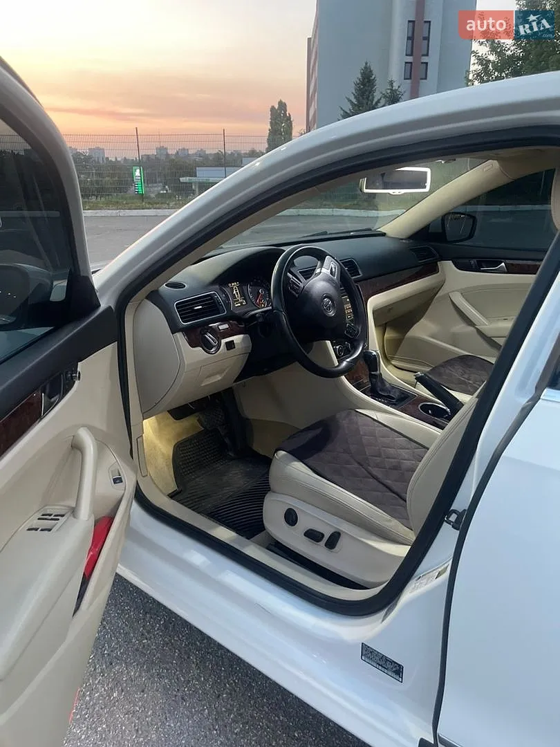 2012 Volkswagen Passat - мініатюра 10