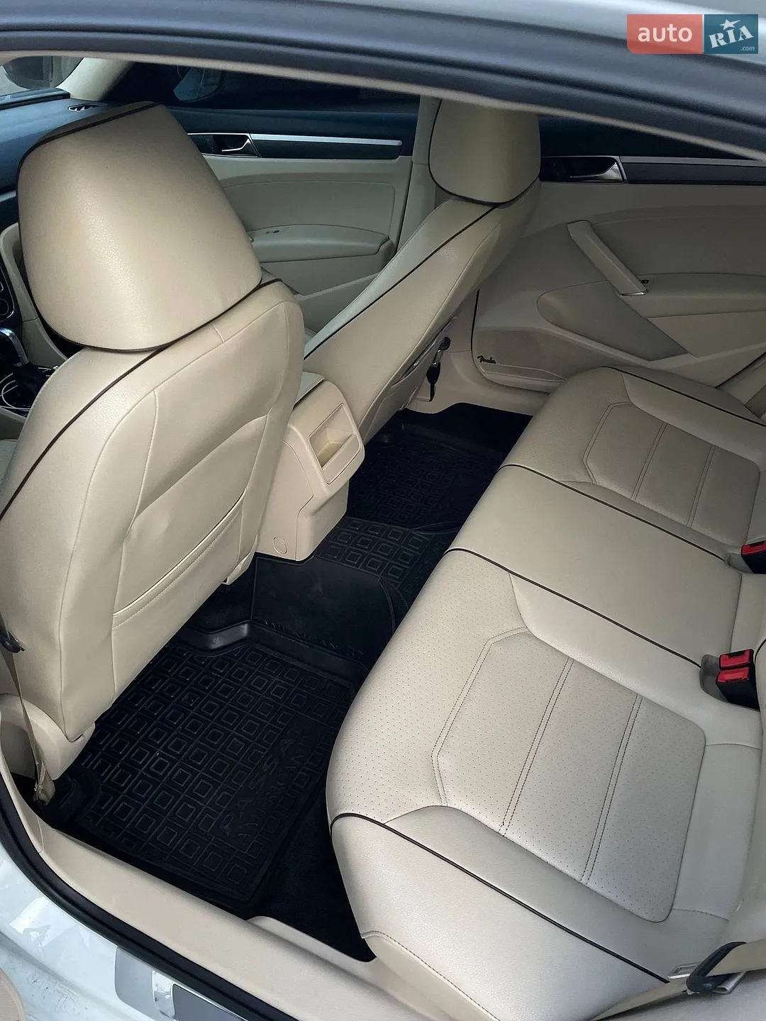 2017 Volkswagen Passat - мініатюра 11