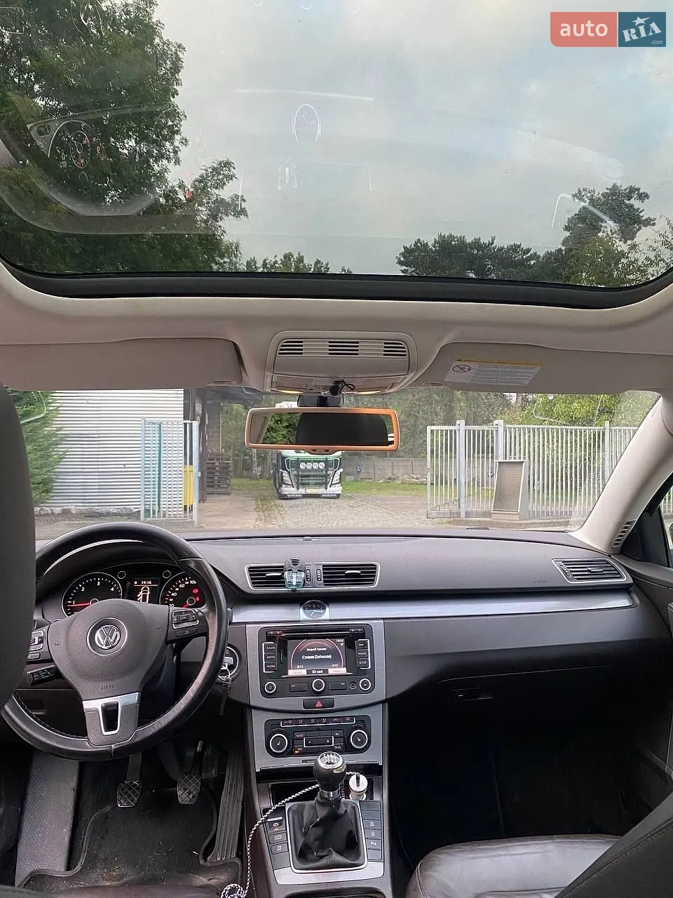 2010 Volkswagen Passat - мініатюра 9