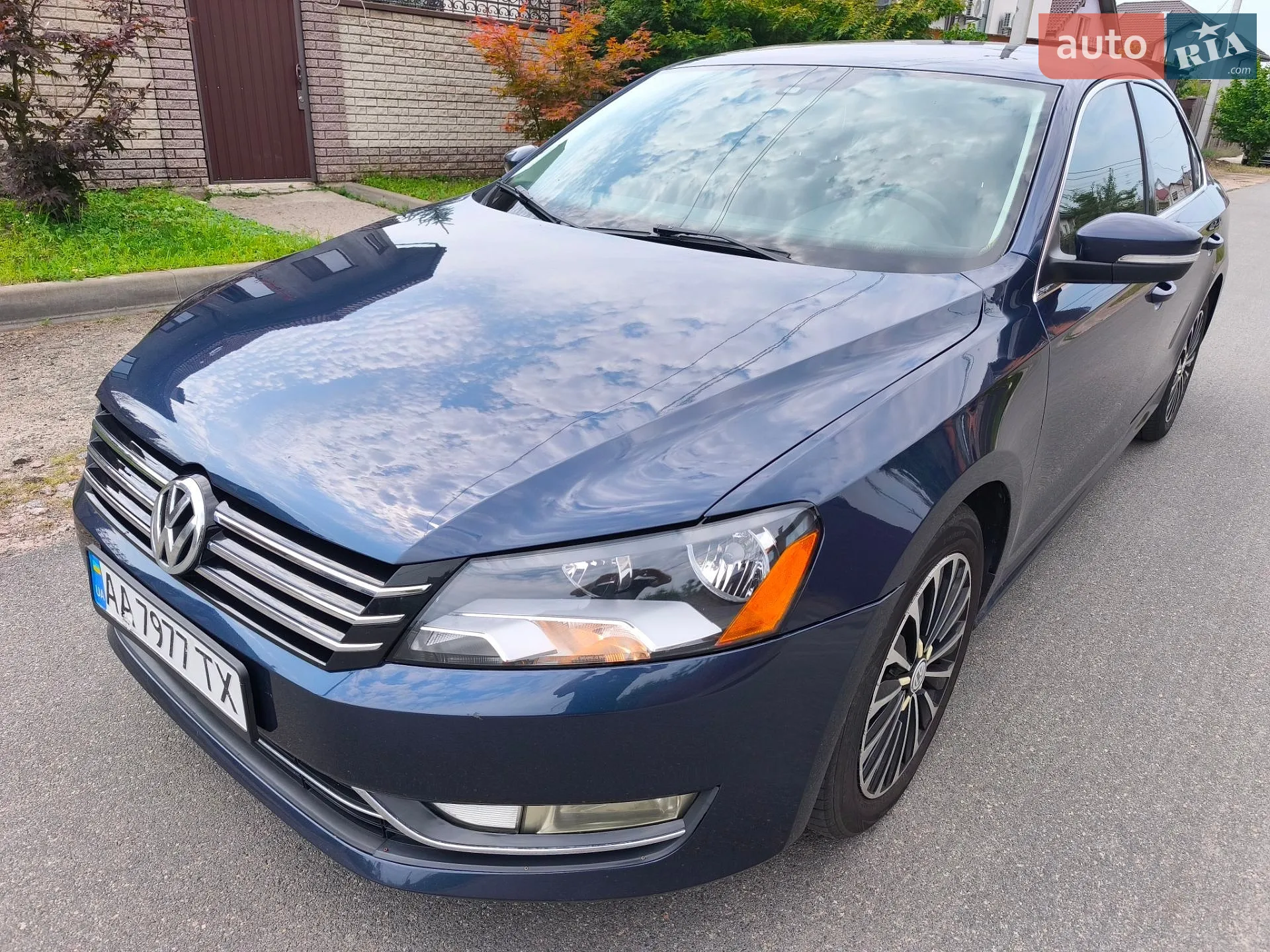 2013 Volkswagen Passat - мініатюра 2
