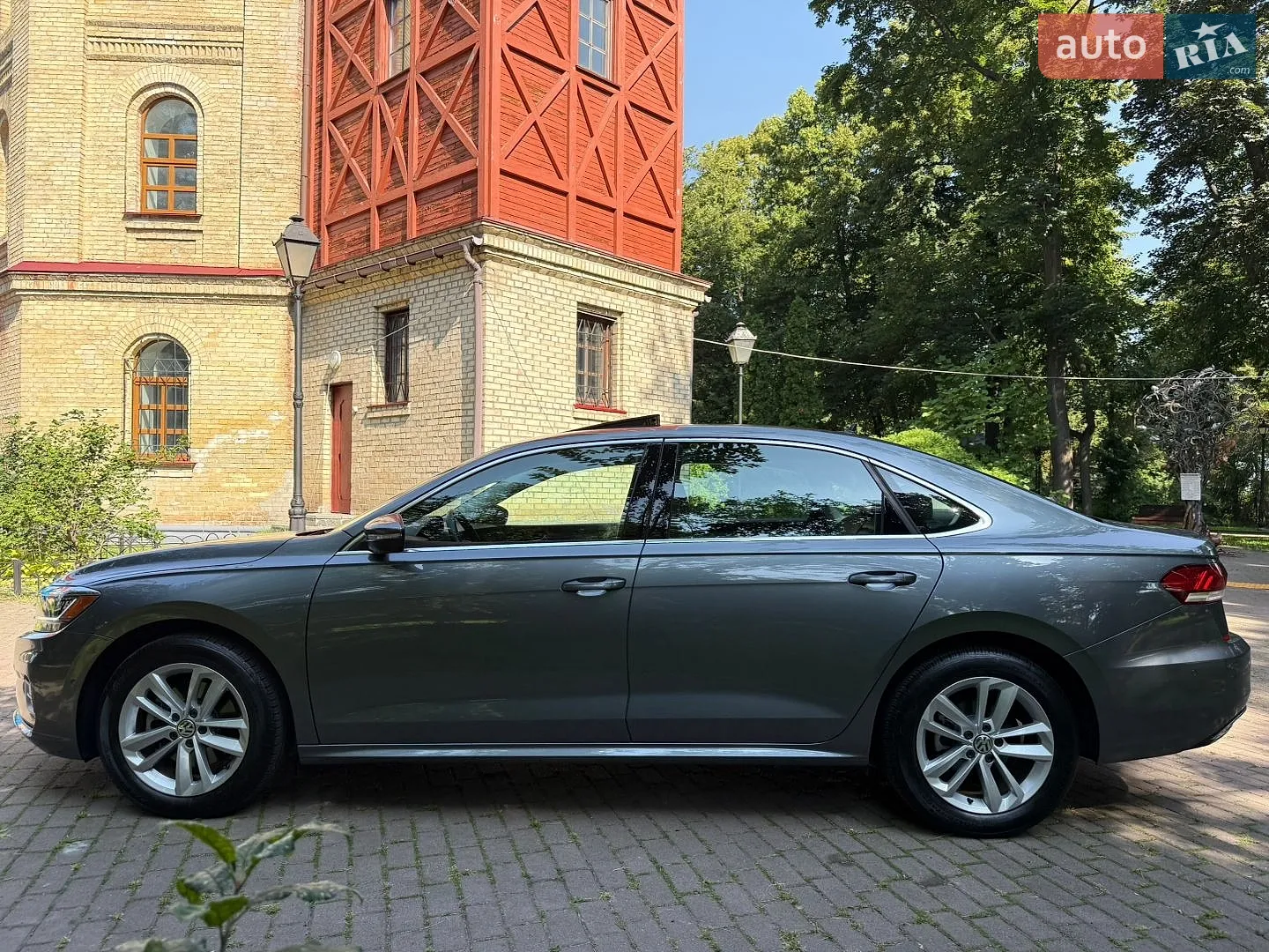 2020 Volkswagen Passat - мініатюра 12