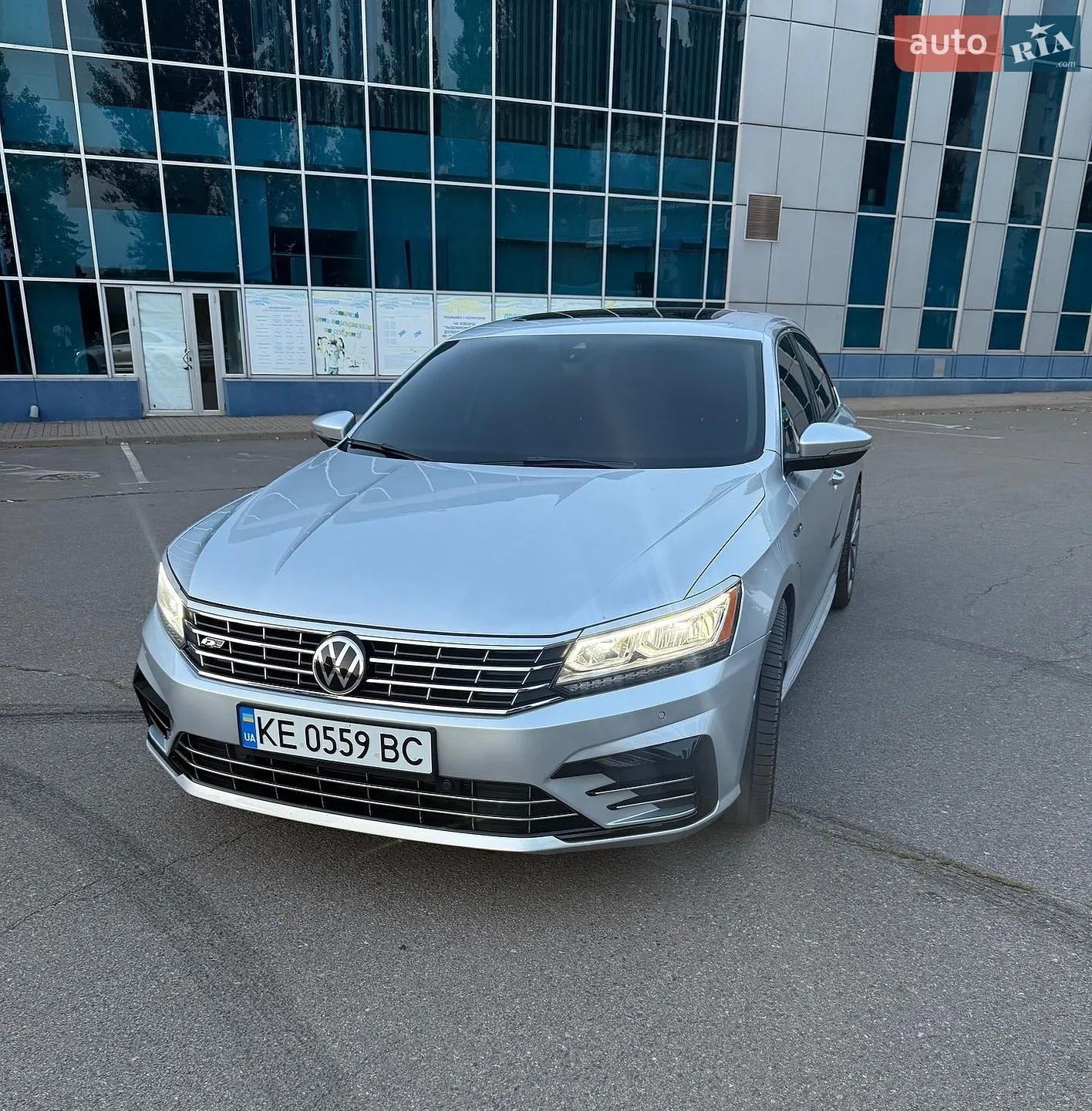 2016 Volkswagen Passat - мініатюра 8