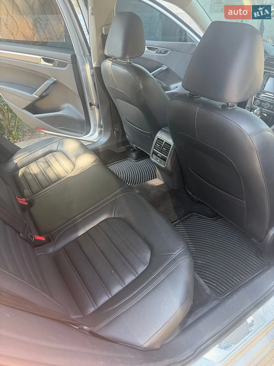 2016 Volkswagen Passat - мініатюра 12