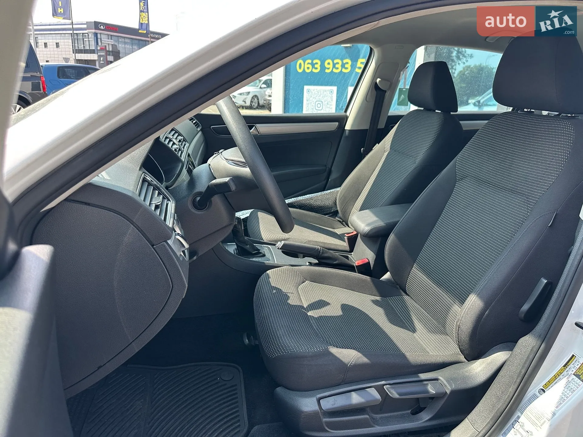 2017 Volkswagen Passat - мініатюра 15