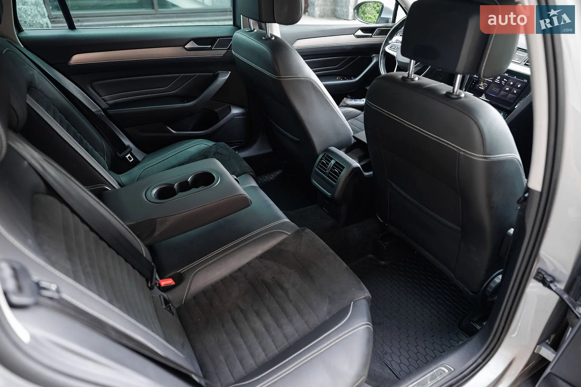 2020 Volkswagen Passat - мініатюра 29