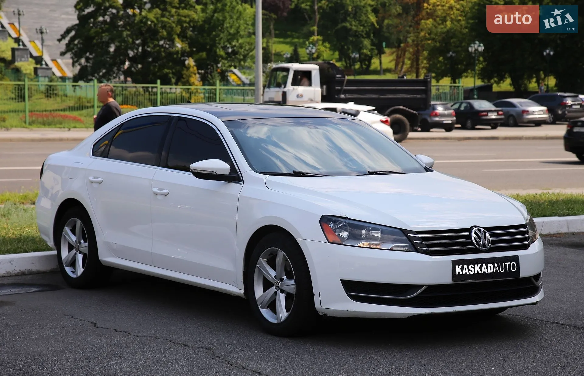 2011 Volkswagen Passat - мініатюра 3