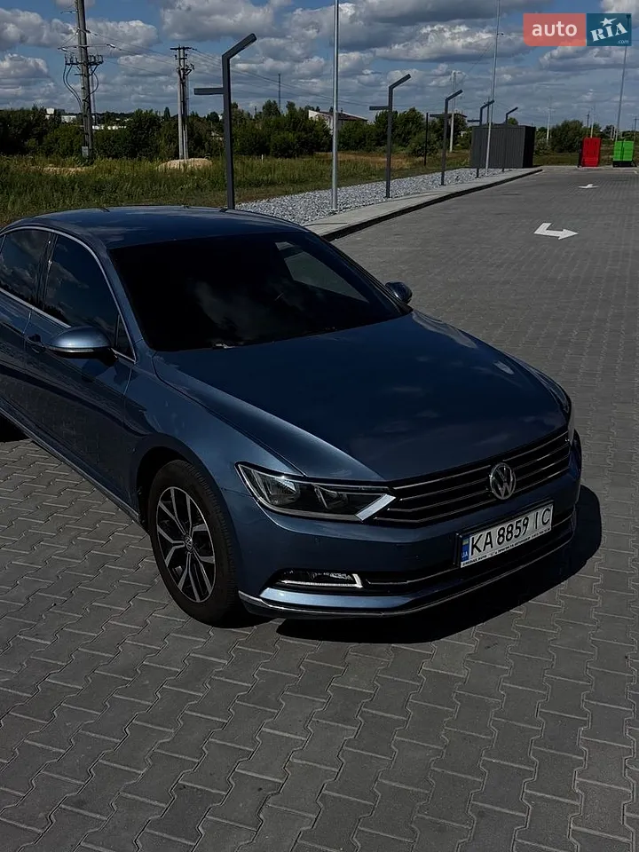 2016 Volkswagen Passat - мініатюра 35