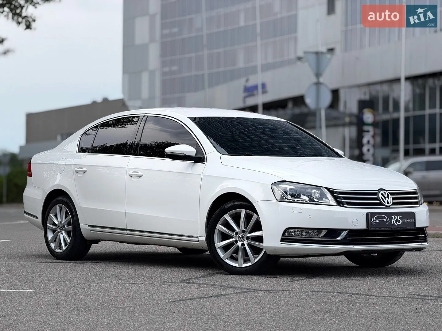 2012 Volkswagen Passat - мініатюра 2