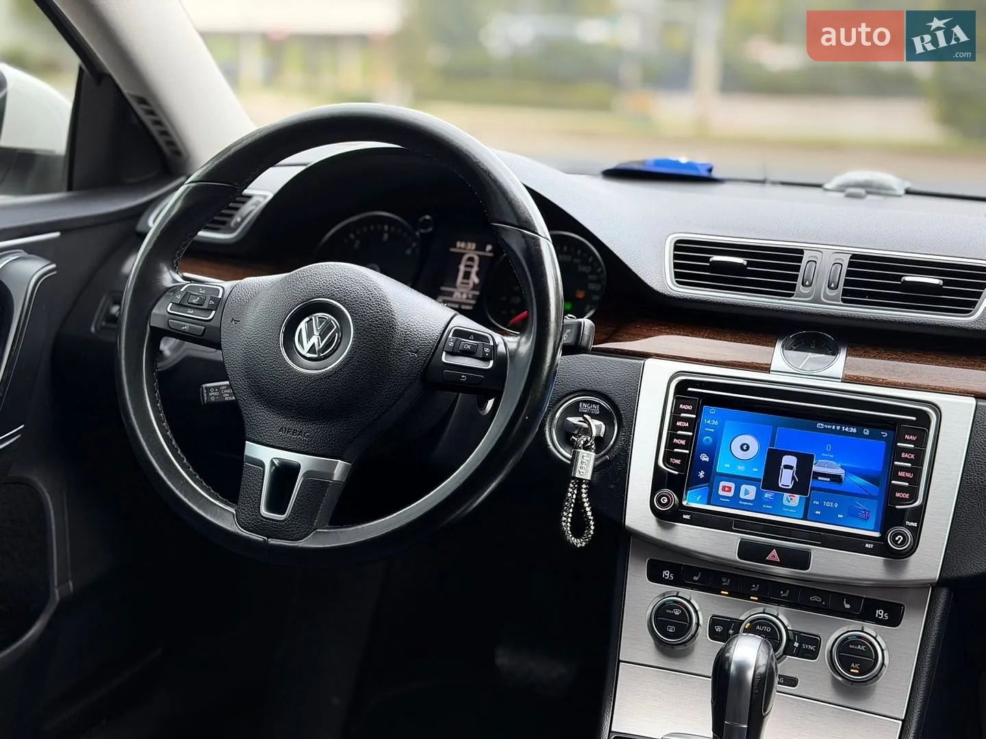 2012 Volkswagen Passat - мініатюра 23