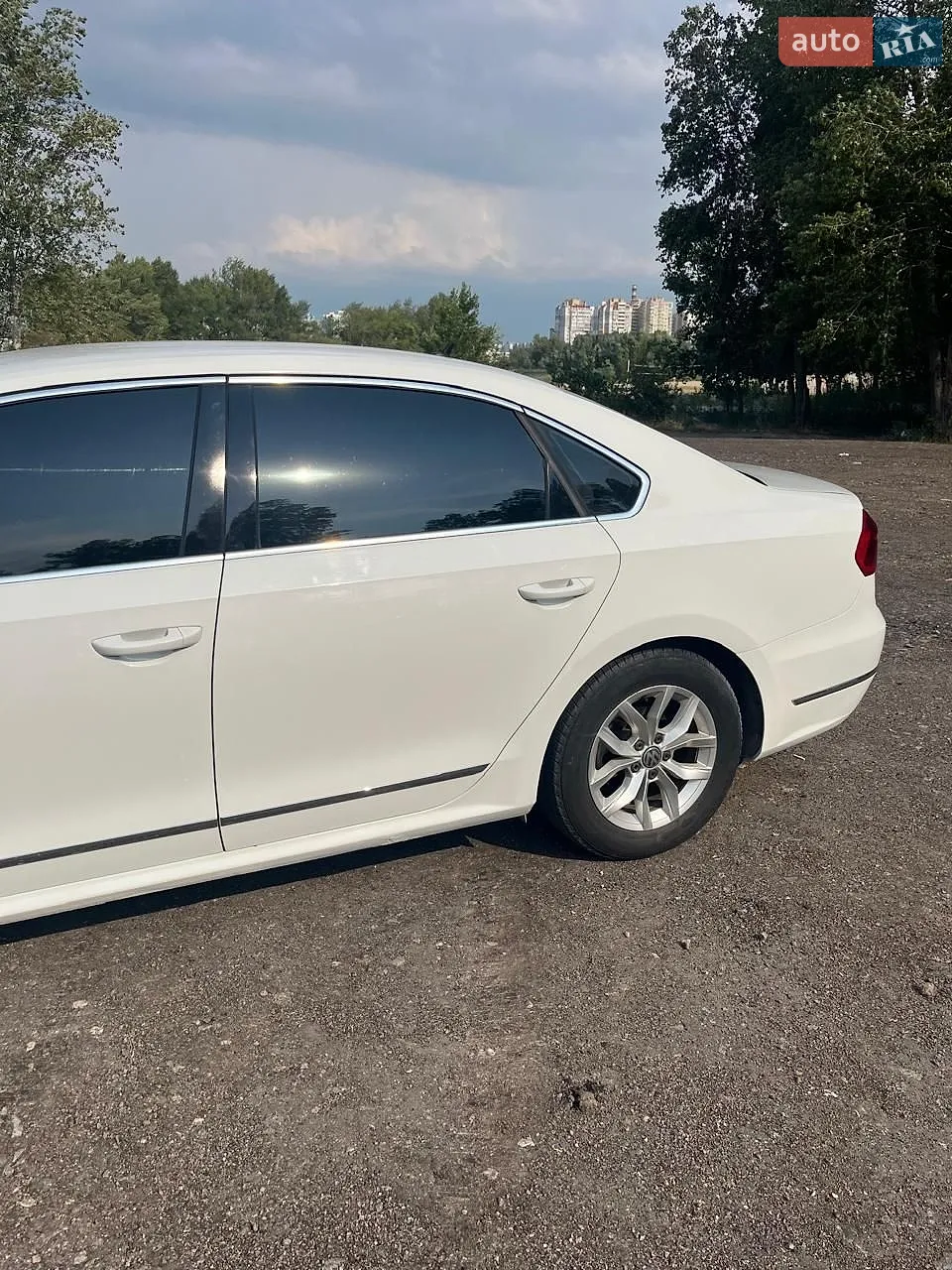 2016 Volkswagen Passat - мініатюра 4