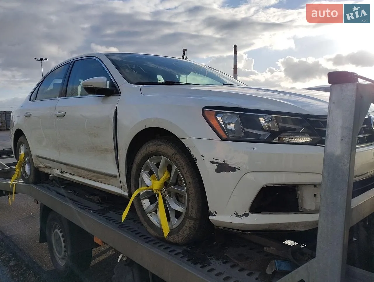 2016 Volkswagen Passat - мініатюра 24