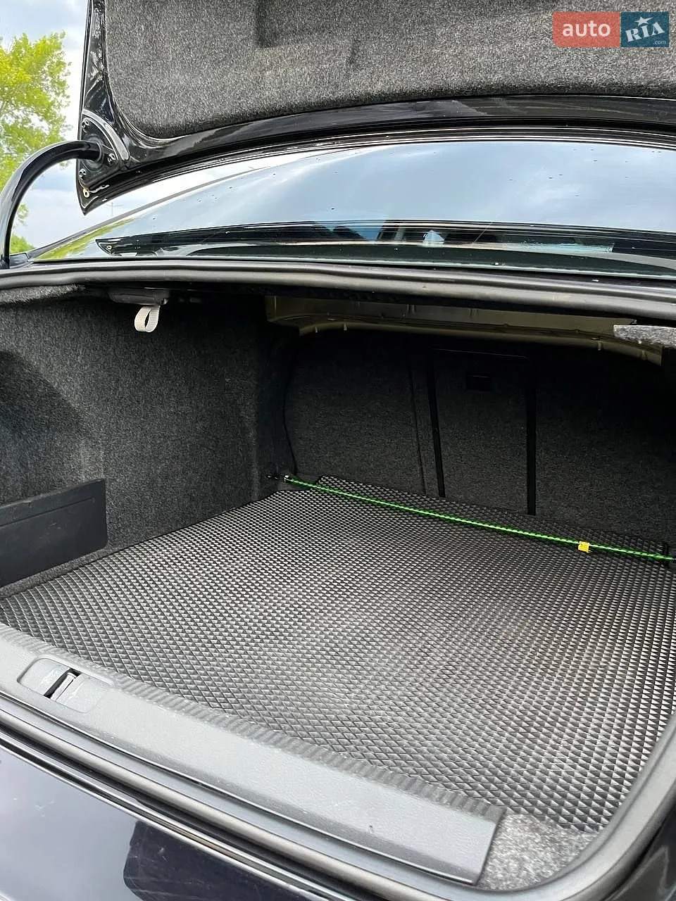 2010 Volkswagen Passat - мініатюра 17