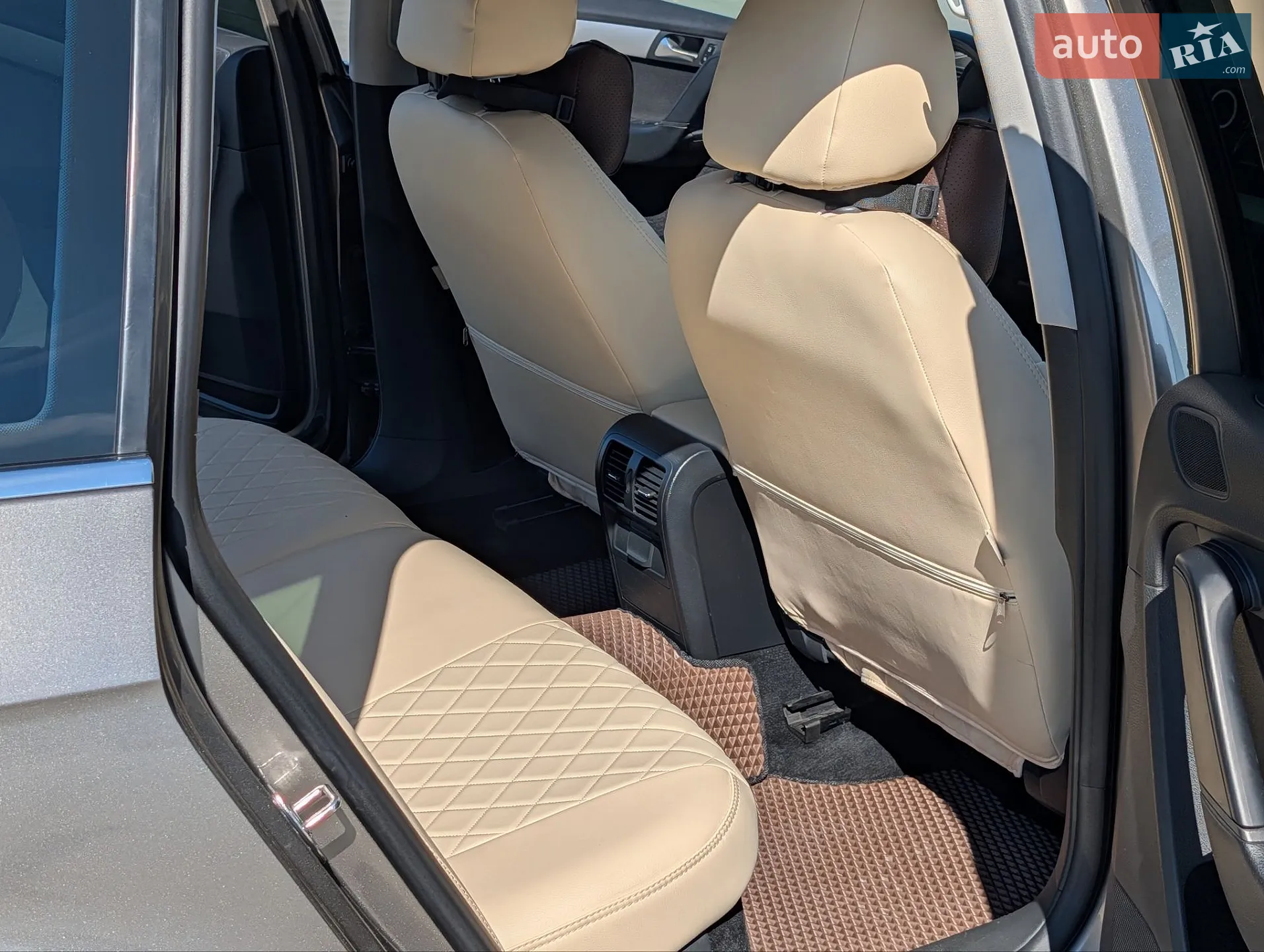 2011 Volkswagen Passat - мініатюра 11