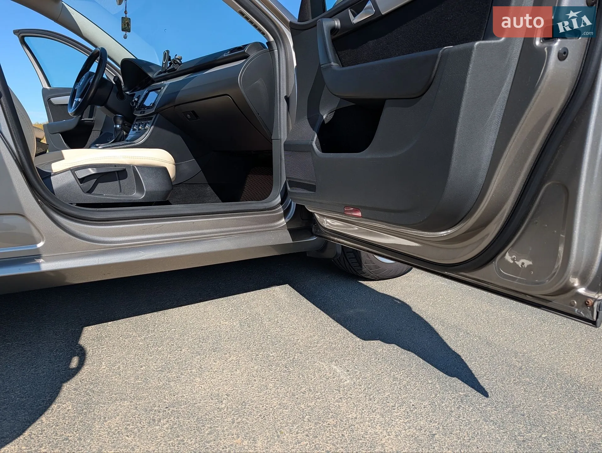 2011 Volkswagen Passat - мініатюра 9