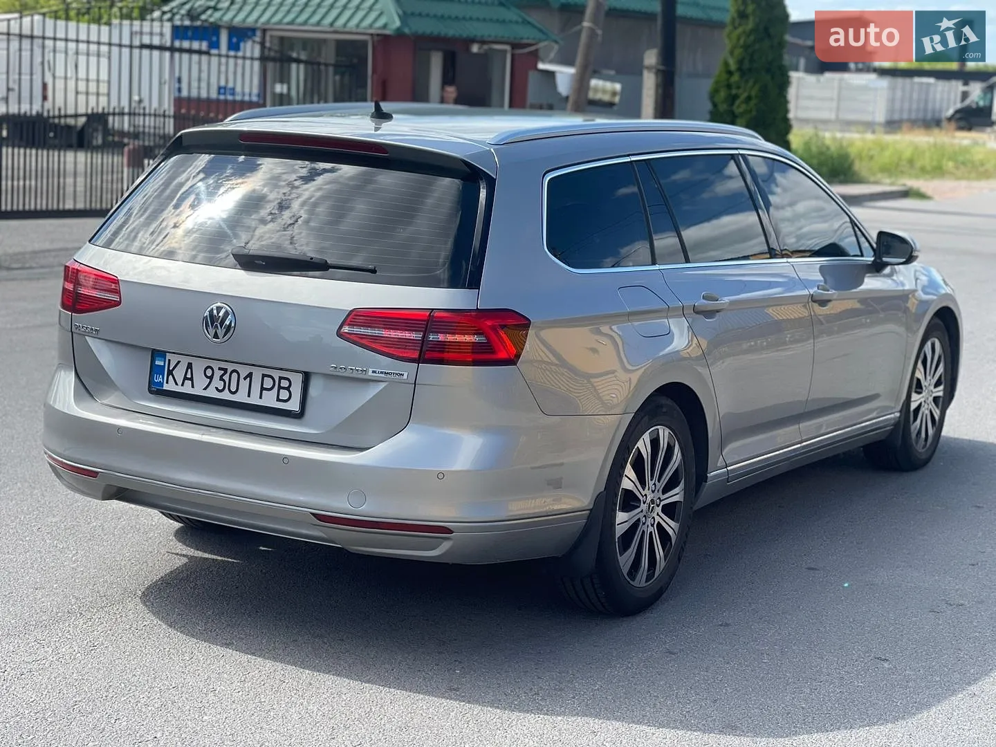 2015 Volkswagen Passat - мініатюра 2