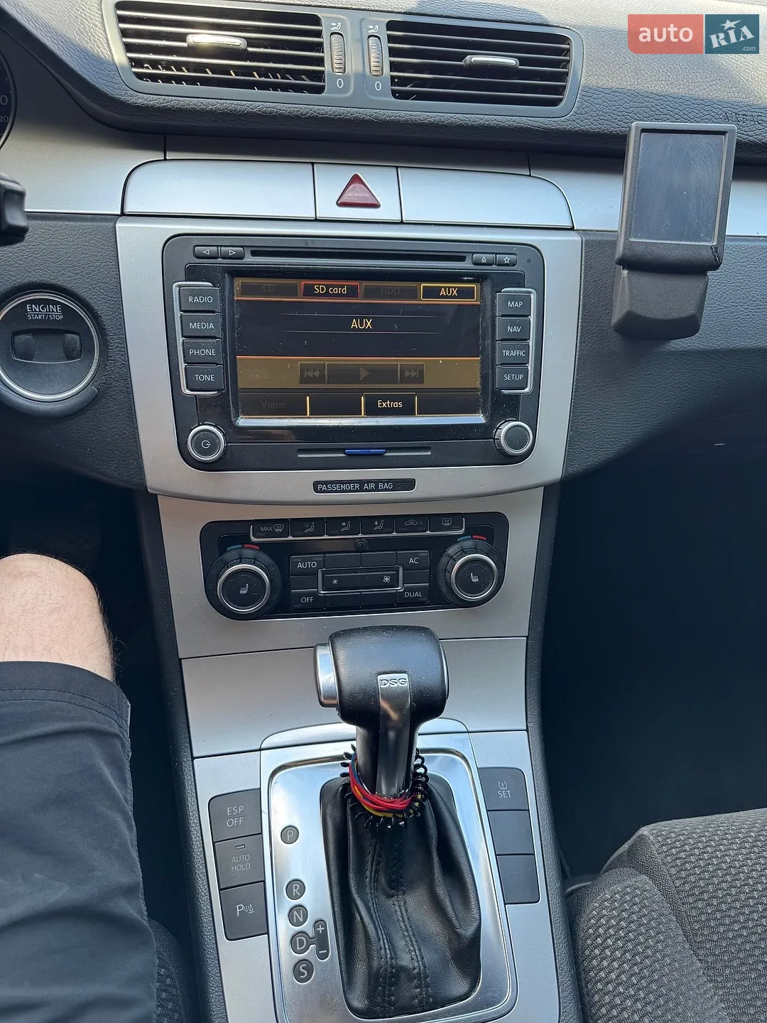 2010 Volkswagen Passat - мініатюра 24