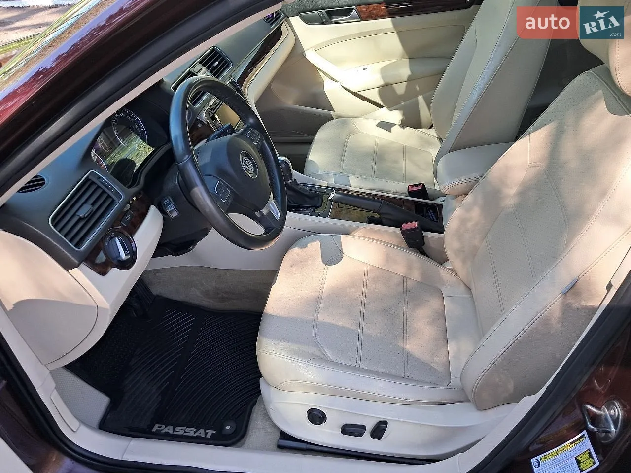 2011 Volkswagen Passat - мініатюра 9