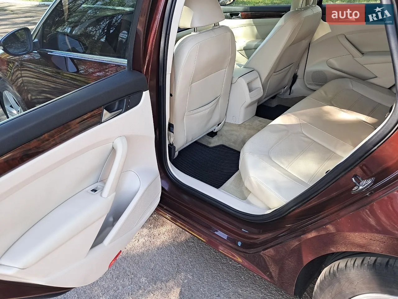 2011 Volkswagen Passat - мініатюра 8