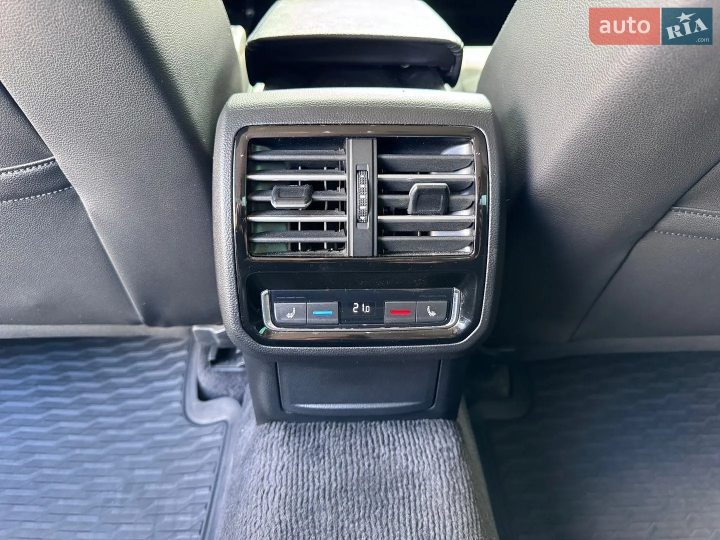 2017 Volkswagen Passat - мініатюра 16