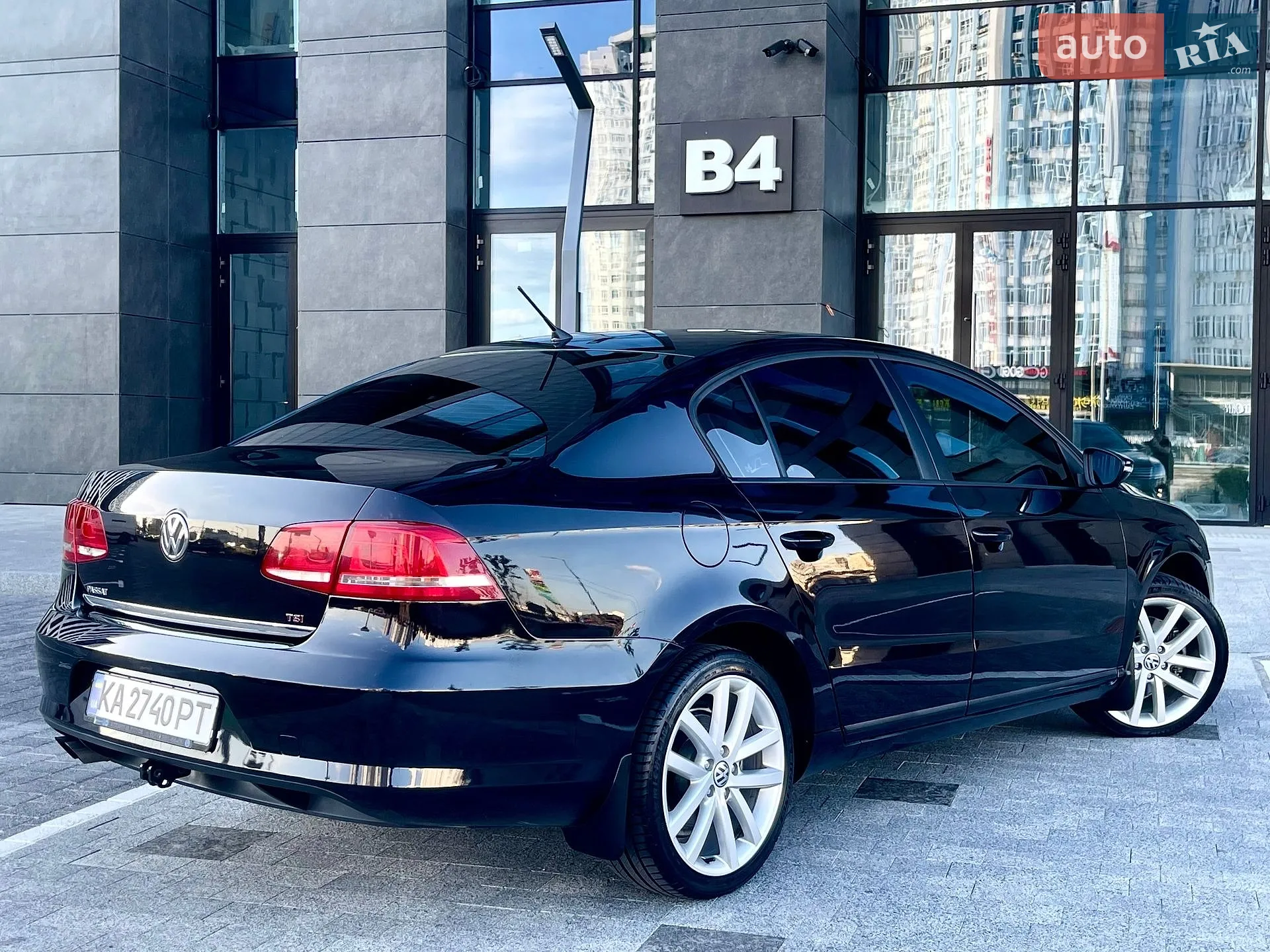 2011 Volkswagen Passat - мініатюра 9