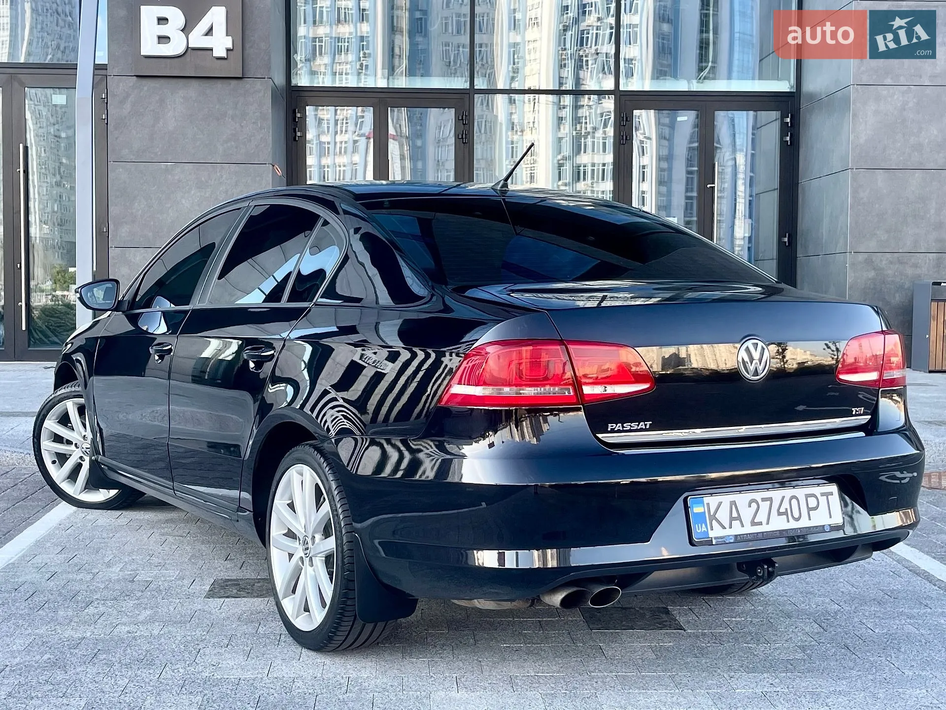2011 Volkswagen Passat - мініатюра 11