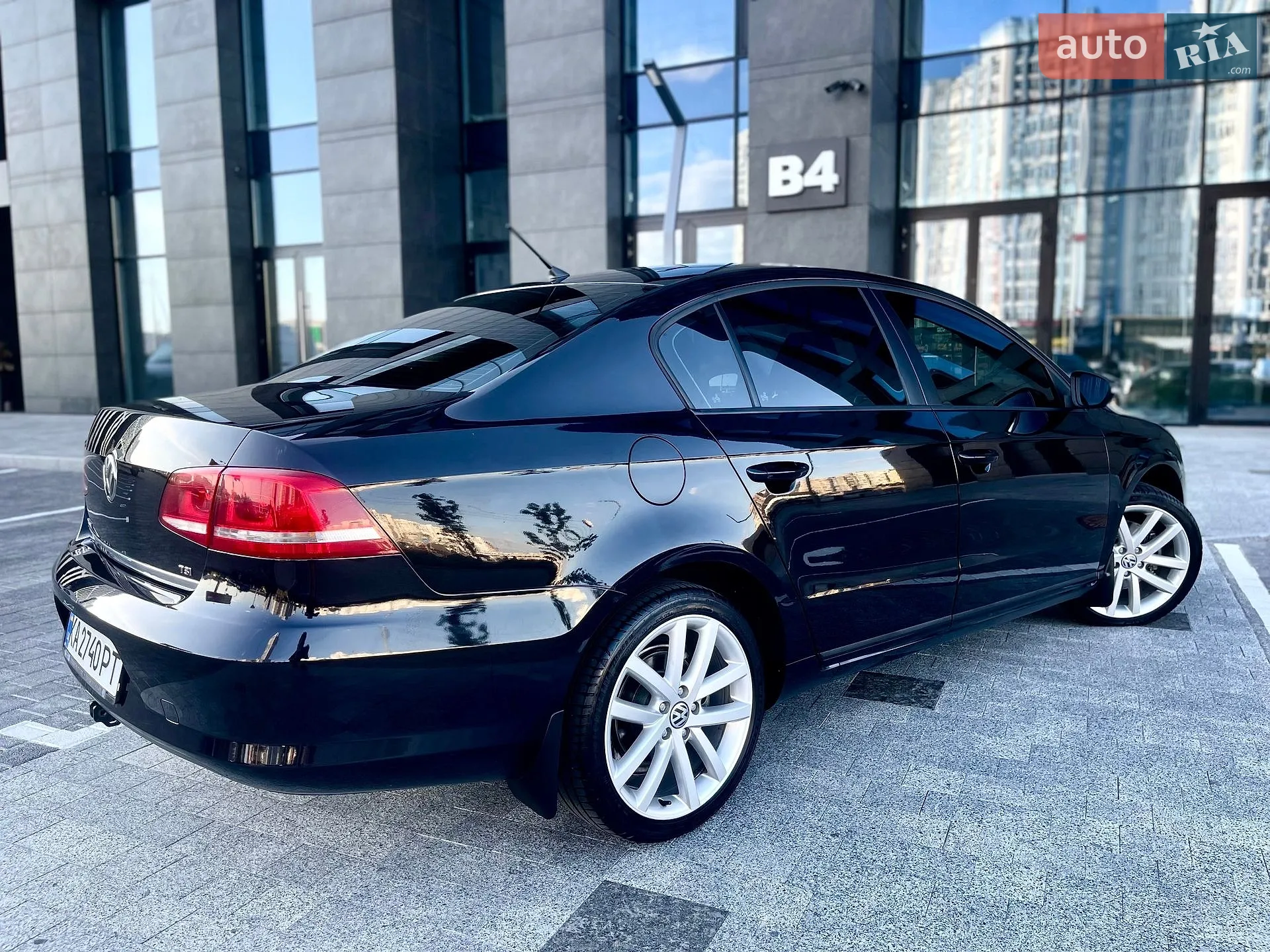 2011 Volkswagen Passat - мініатюра 15