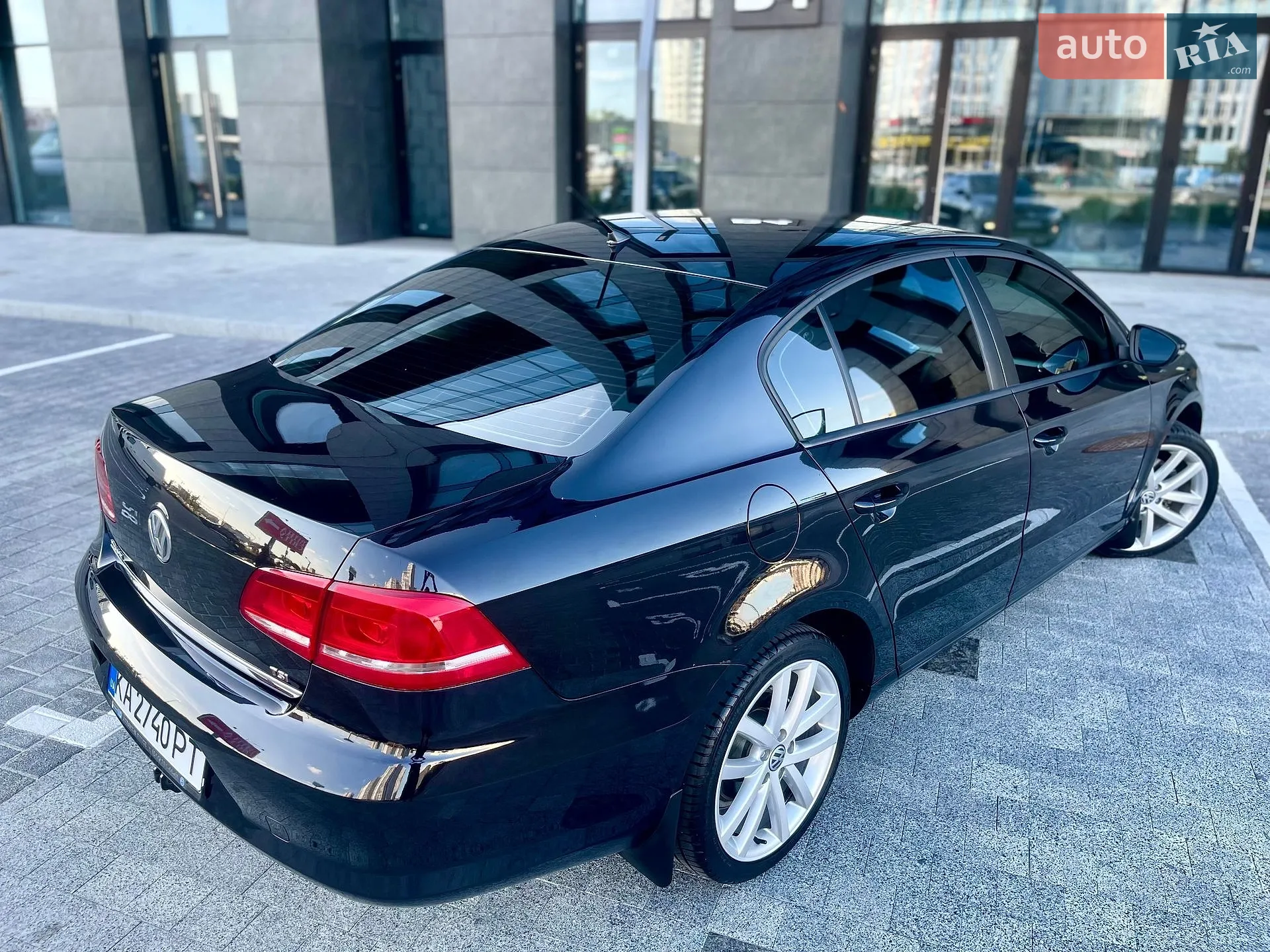 2011 Volkswagen Passat - мініатюра 30