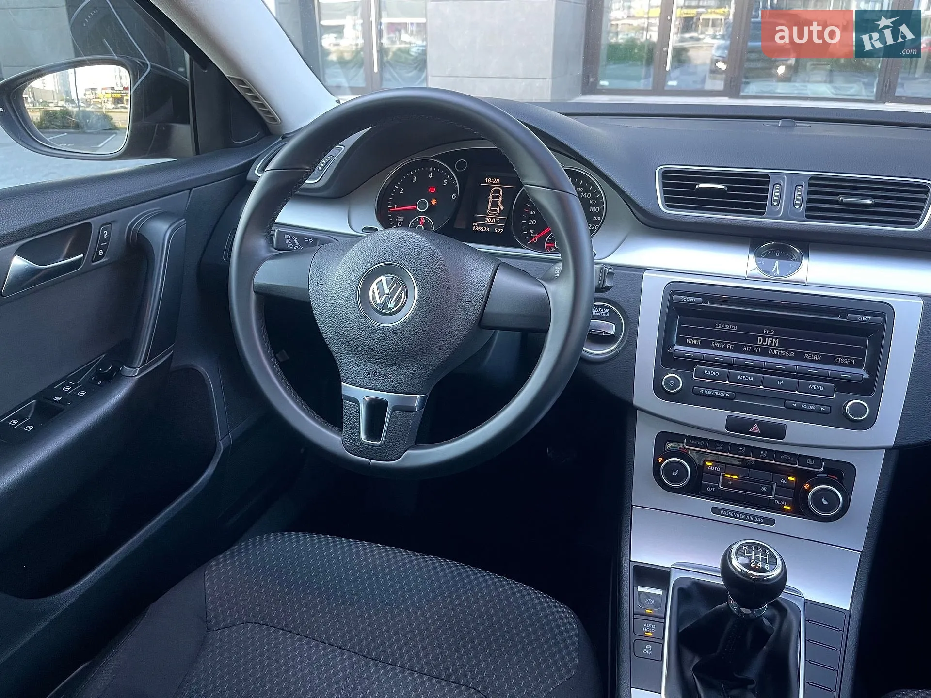 2011 Volkswagen Passat - мініатюра 33