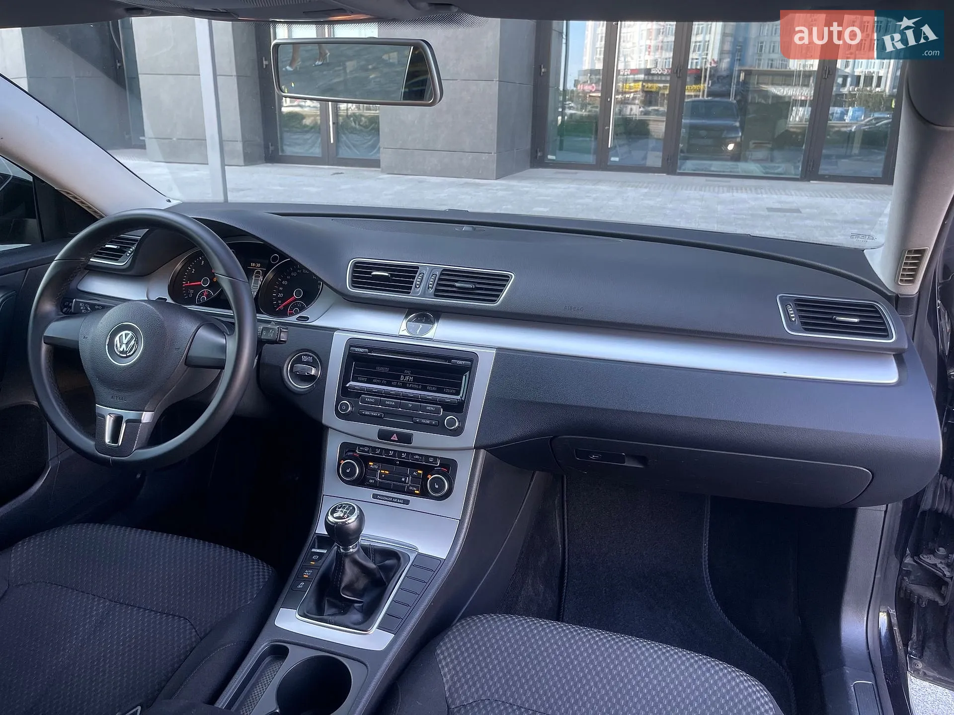 2011 Volkswagen Passat - мініатюра 37