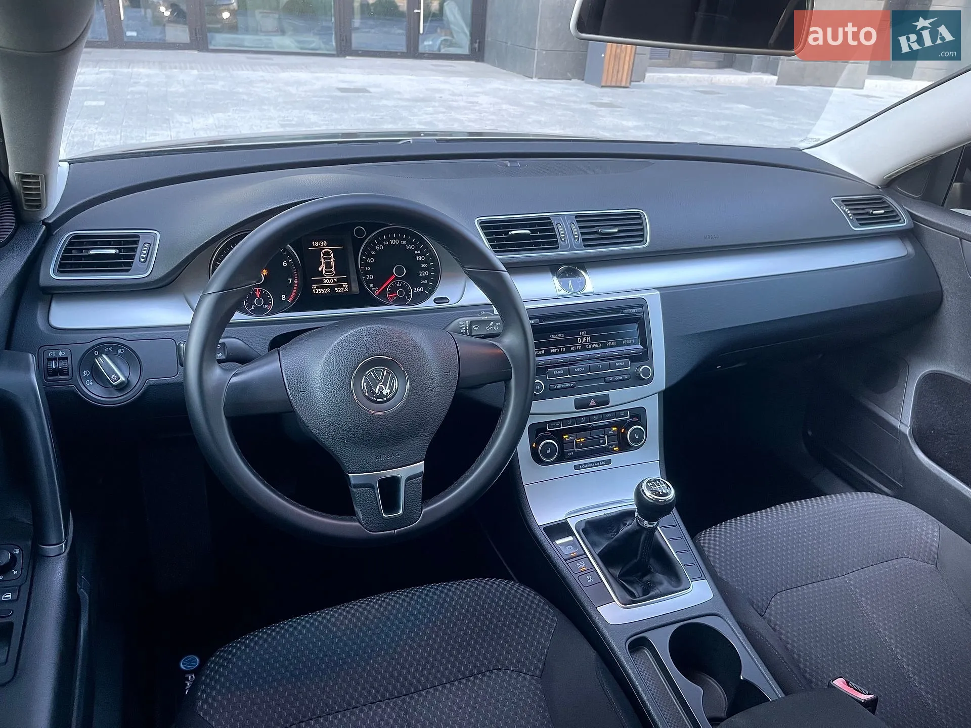 2011 Volkswagen Passat - мініатюра 38