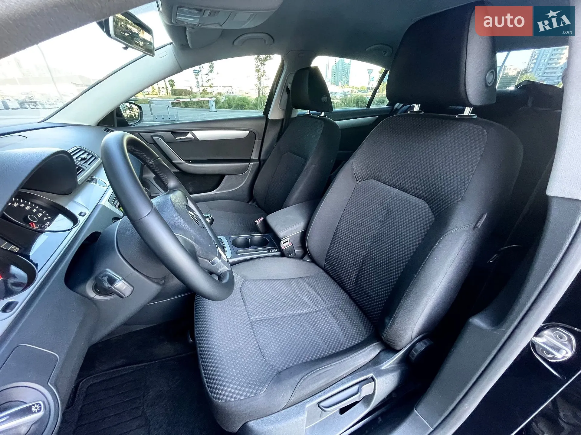 2011 Volkswagen Passat - мініатюра 39