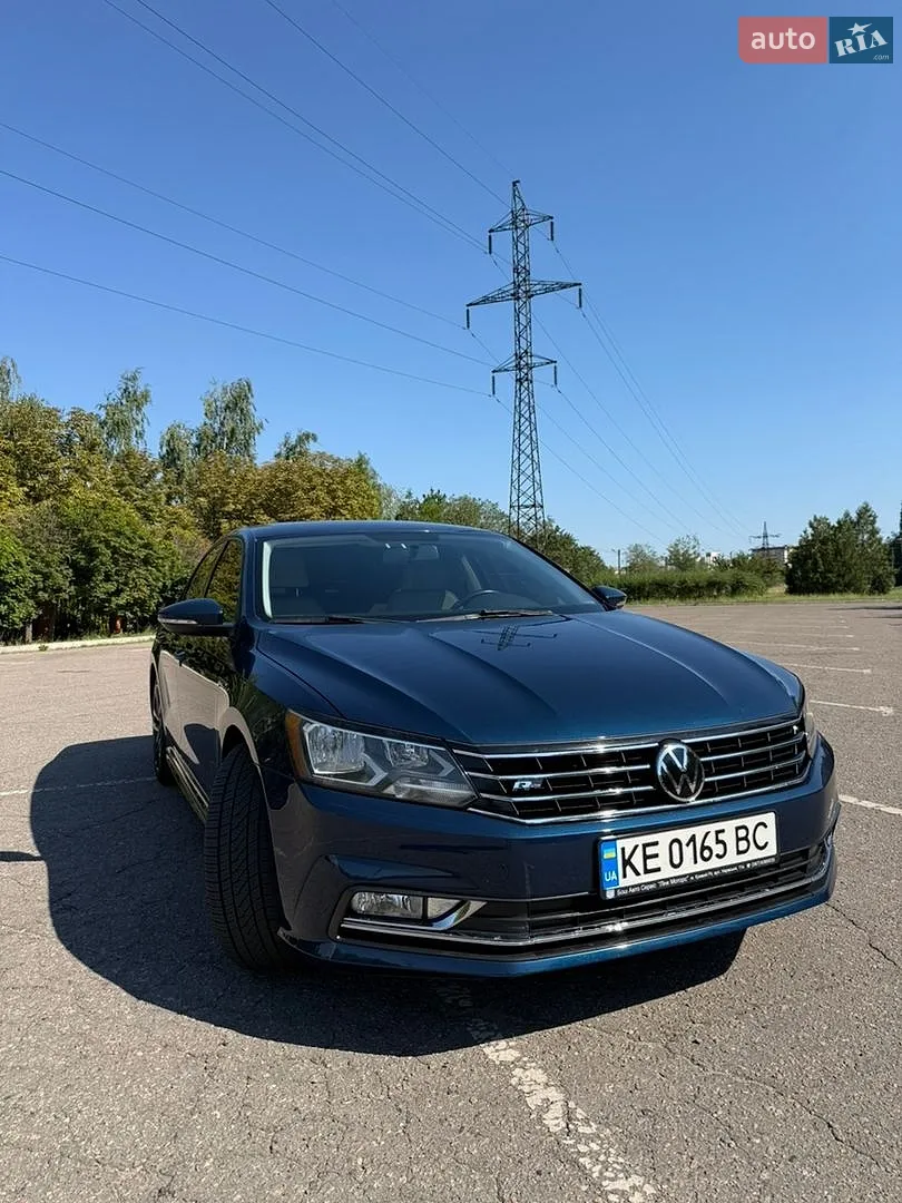 2018 Volkswagen Passat - фото 1