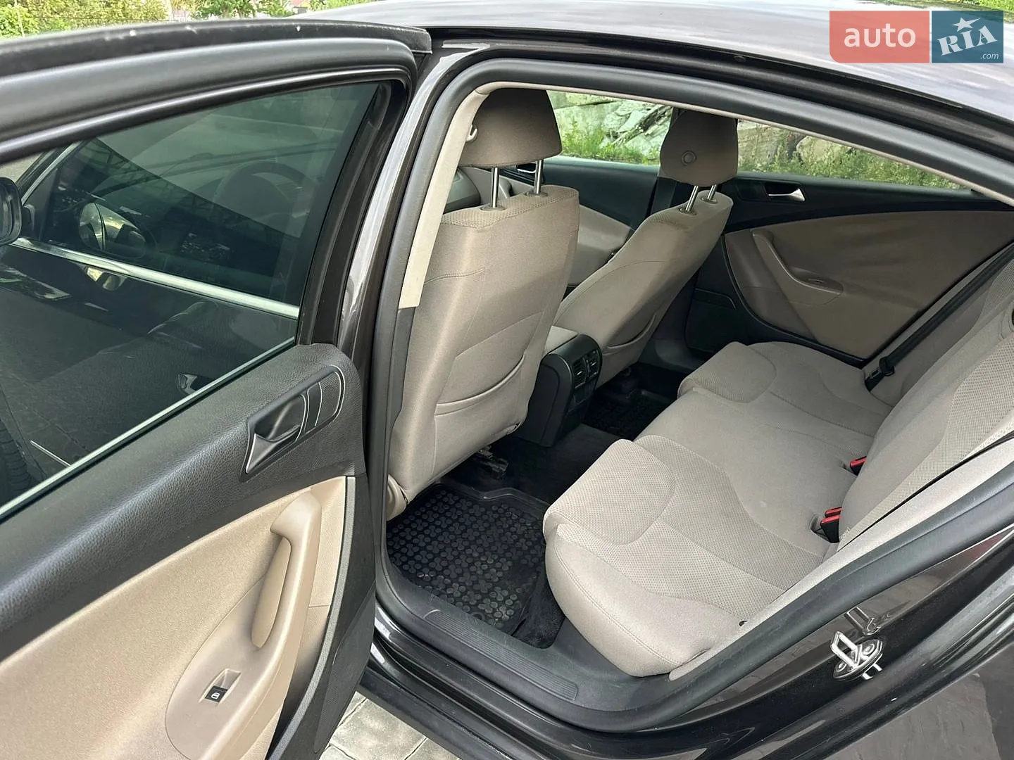 2010 Volkswagen Passat - мініатюра 10