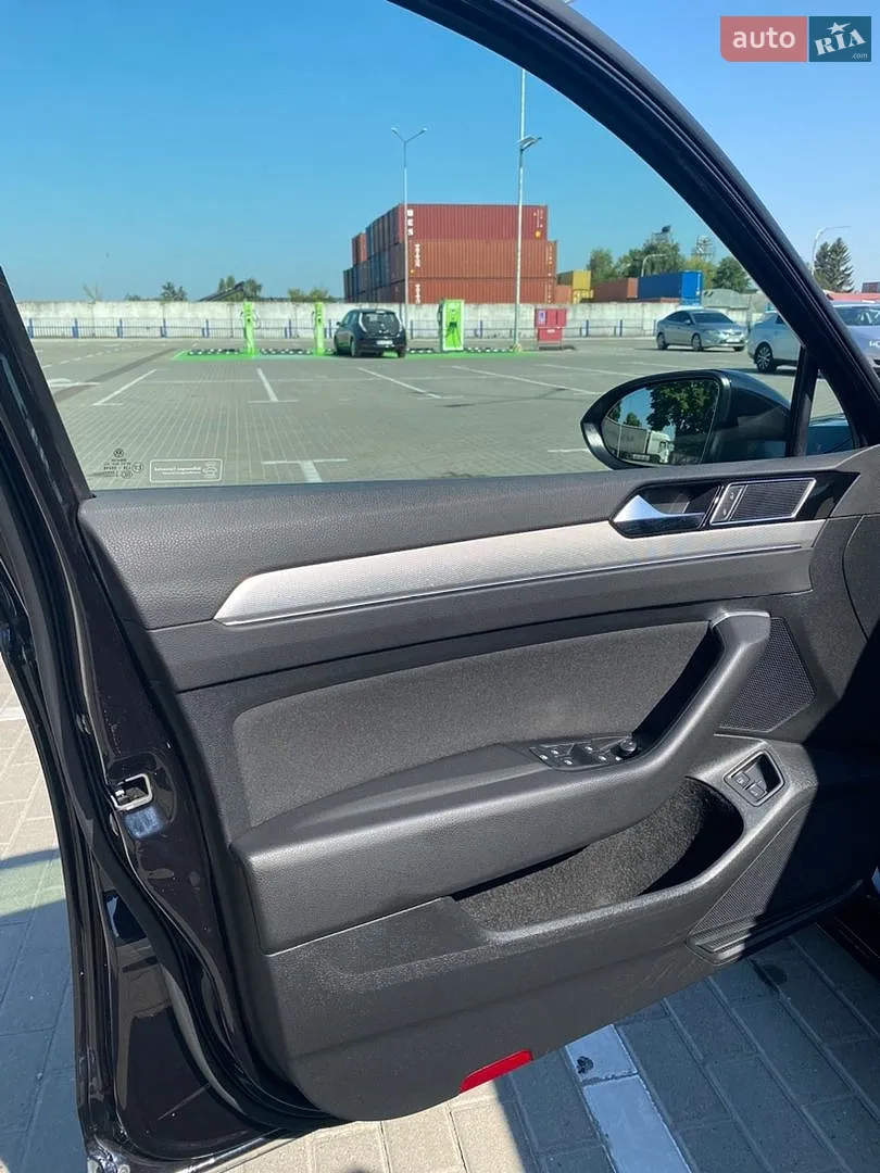 2016 Volkswagen Passat - мініатюра 5