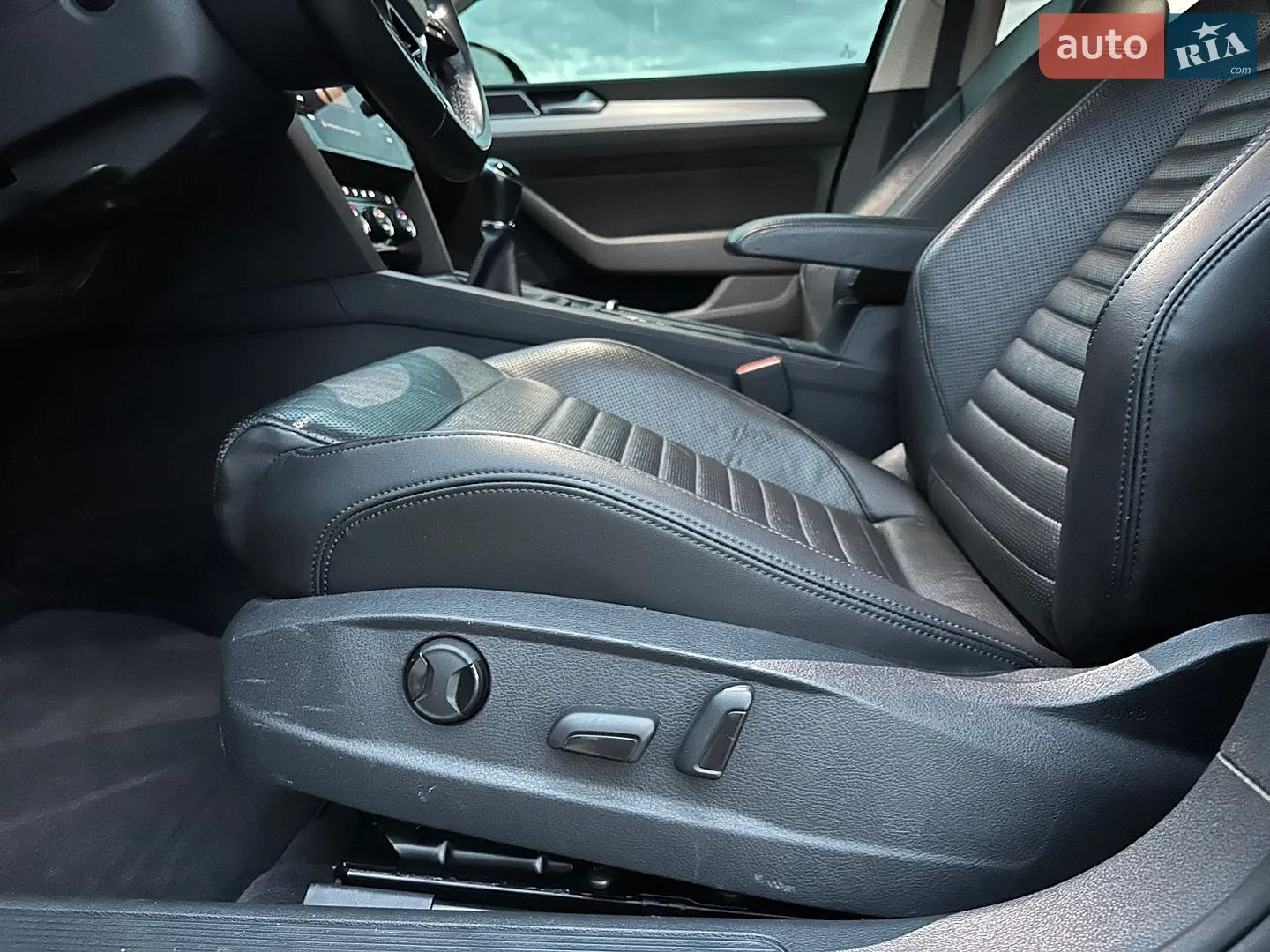2017 Volkswagen Passat - мініатюра 34