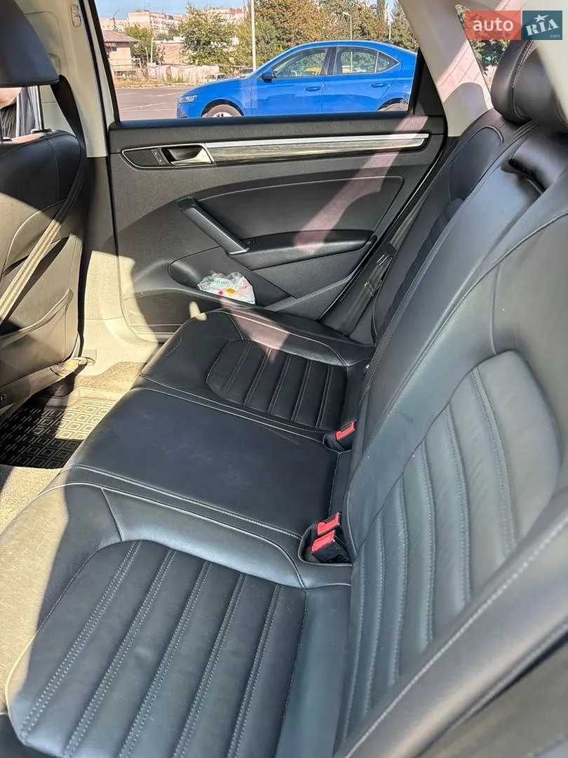 2016 Volkswagen Passat - мініатюра 15