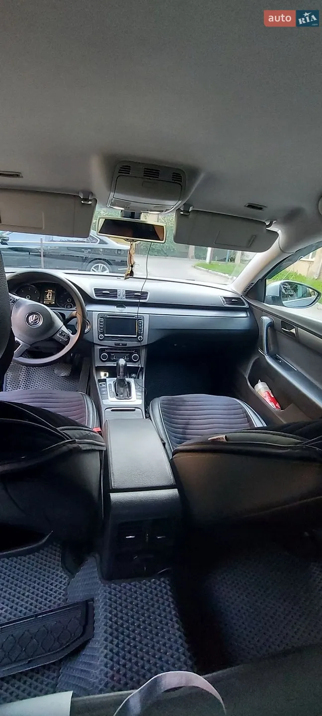 2011 Volkswagen Passat - мініатюра 8