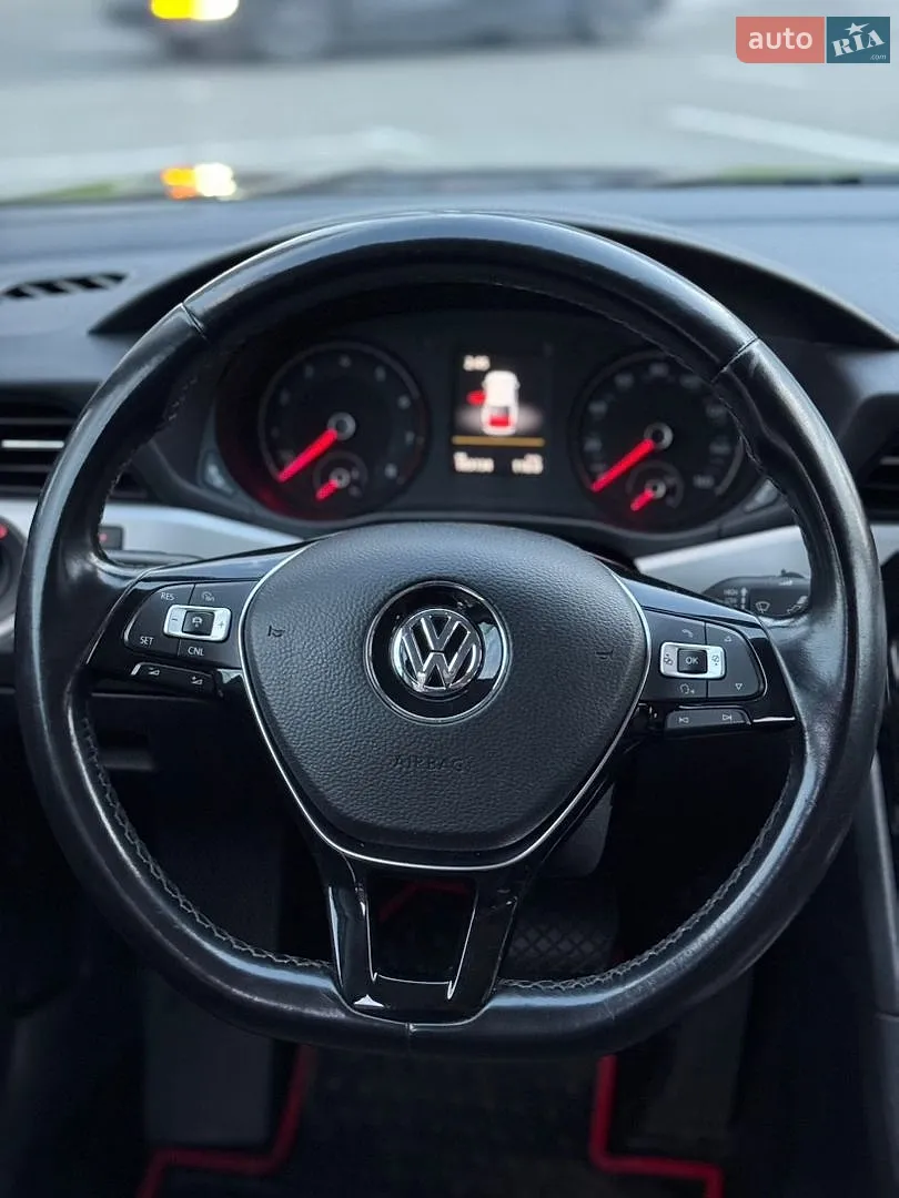 2019 Volkswagen Passat - мініатюра 45