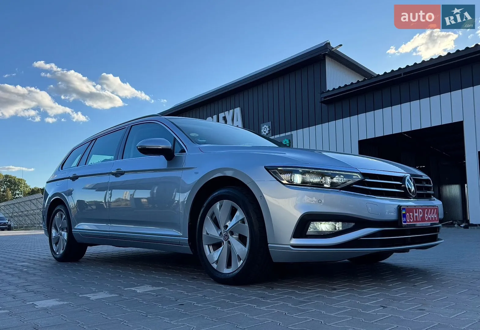 2021 Volkswagen Passat - мініатюра 9