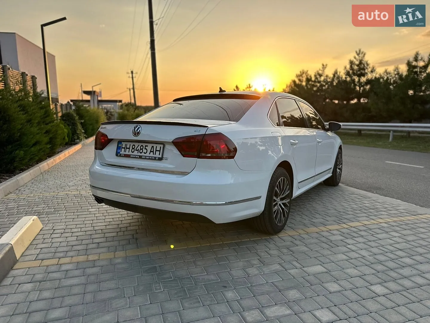 2012 Volkswagen Passat - мініатюра 2